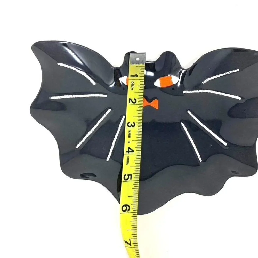 Target Hyde & EEK! Boutique™ Halloween 2 Figural Dining Plates 'Bat' (Set of 2)